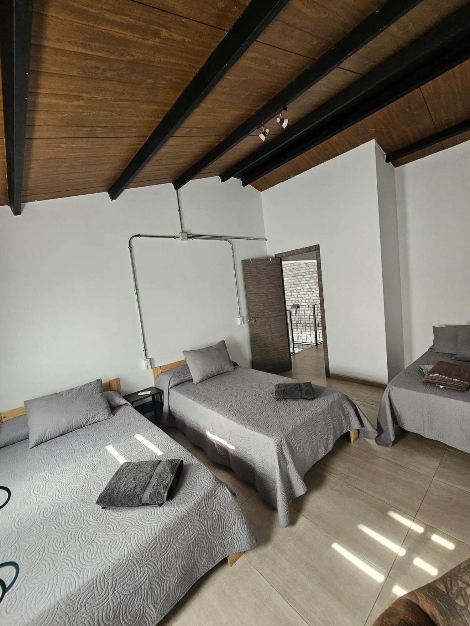 Alojamiento El Pez Casa Con Piscina Climatizada Villafranca de los Caballeros Exteriér fotografie